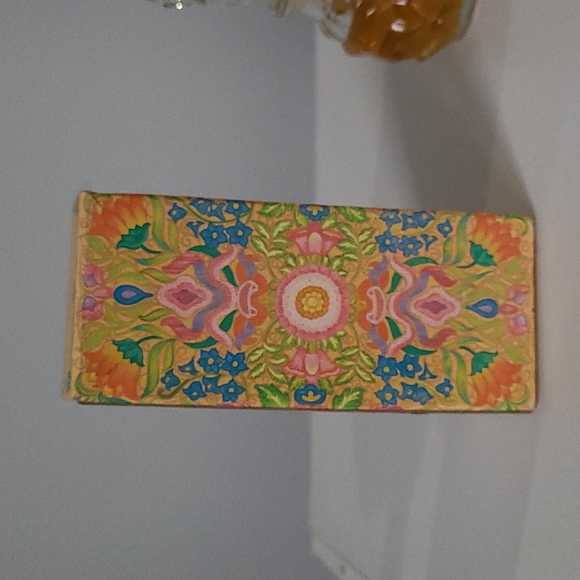 Avon Crystalier Field Flowers Cologne Decanter Original Packaging and Box!! - Picture 7 of 9